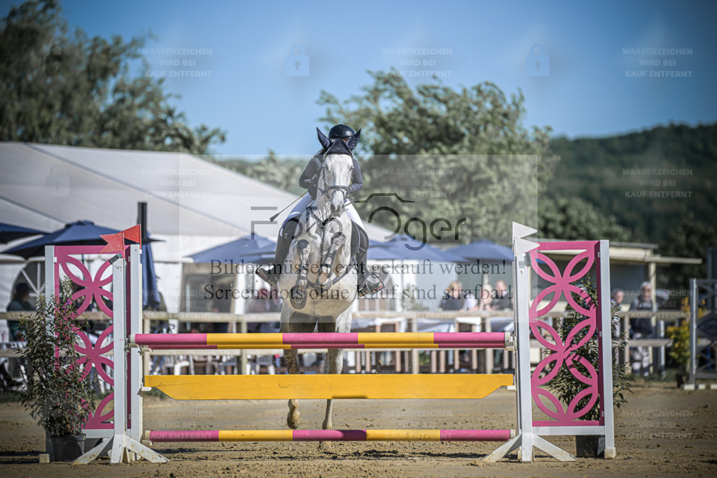20240512-DOS_2770 | Entdecke hochwertige Reitturnierfotos von Foto Oger. Professionell, emotional und authentisch – jetzt Lieblingsmomente im Shop bestellen. - Realisiert mit Pictrs.com