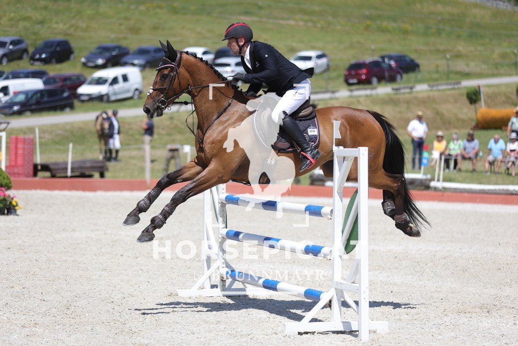 0P6A9742 | Willkommen bei Brunnmayr - Design & Fotografie – Ihrem Spezialisten für Reitturniere und Pferdeveranstaltungen in Oberösterreich, Salzburg und Bayern! Seit über 17 Jahren sind wir leidenschaftlich dabei.