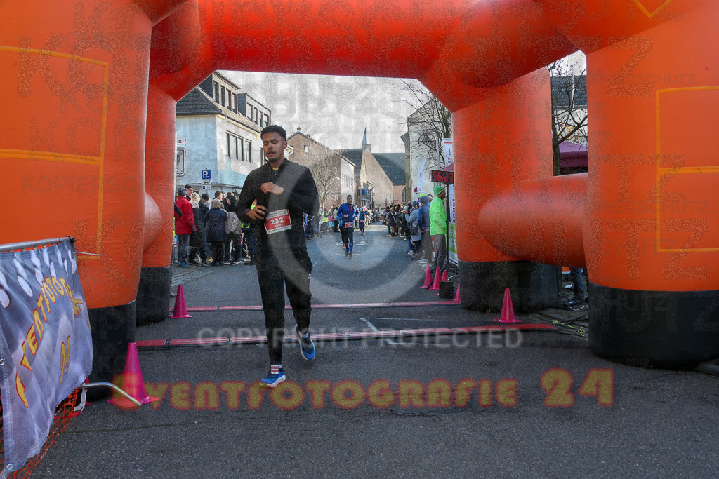 241201_1232_EX1_2596 | Sportfotografie im Rhein-Sieg Kreis, Köln, Bonn, NRW, Rheinland Pfalz, Hessen, etc. Unser Tätigkeitsfeld umfasst den Laufsport vom Volkslauf über den Marathon, Duathlon, Triathon bis zum Ultralauf wie Kölnpfad Ultra oder Schindertrail.