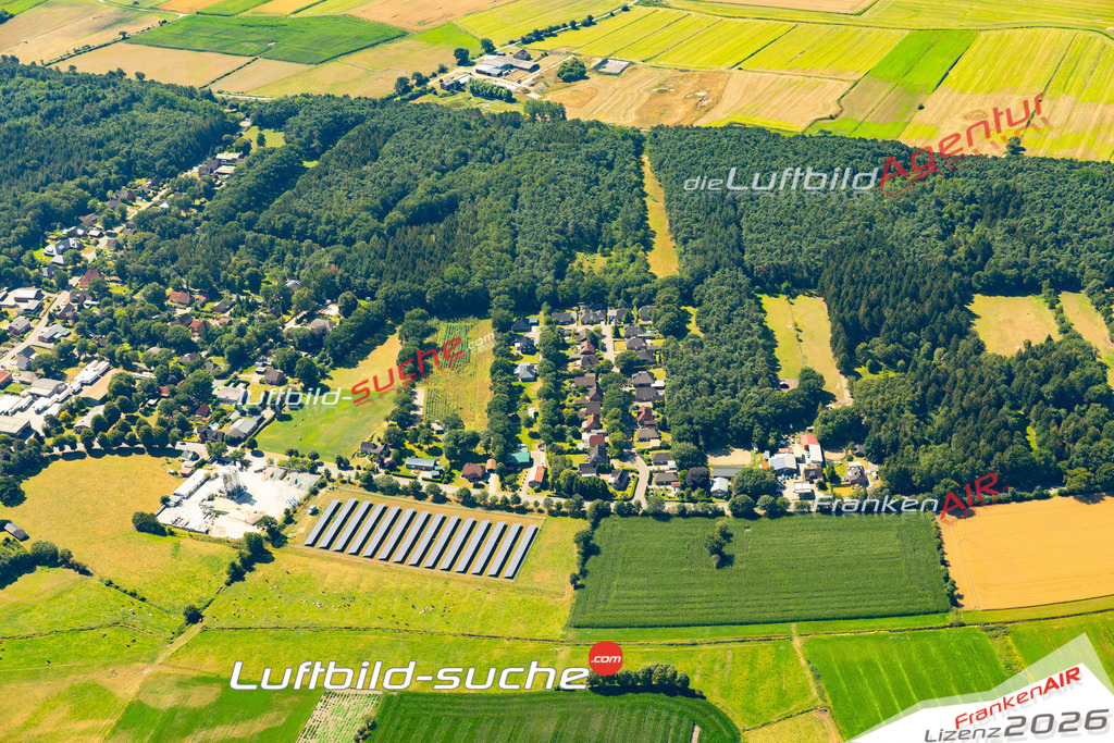 Das Luftbild der Stadt Gudendorf wurde 2022 vom Flugzeug heraus erstellt (keine Drohnen-Aufnahmen) Aufnahmehöhe ca.450 Meter- hohe Bildauflösung und Druck-Qualität. Garantiert!