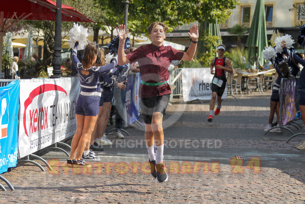 250824_1147_EV4_9052 | Sportfotografie im Rhein-Sieg Kreis, Köln, Bonn, NRW, Rheinland Pfalz, Hessen, etc. Unser Tätigkeitsfeld umfasst den Laufsport vom Volkslauf über den Marathon, Duathlon, Triathon bis zum Ultralauf wie Kölnpfad Ultra oder Schindertrail.
