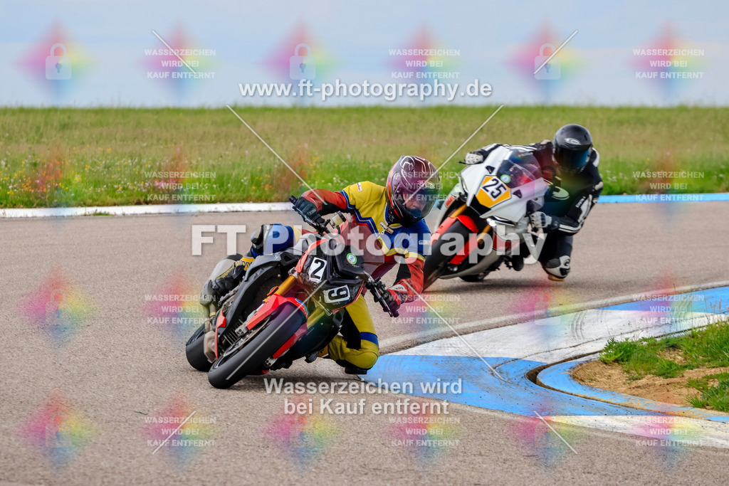 MotoTeam-2117 | Hier findet Ihr Bilder von Touristenfahrten auf der Nürburgring Nordschleife oder von anderen Veranstaltungen die ich besucht habe. Viel Spass beim Durch Schauen 