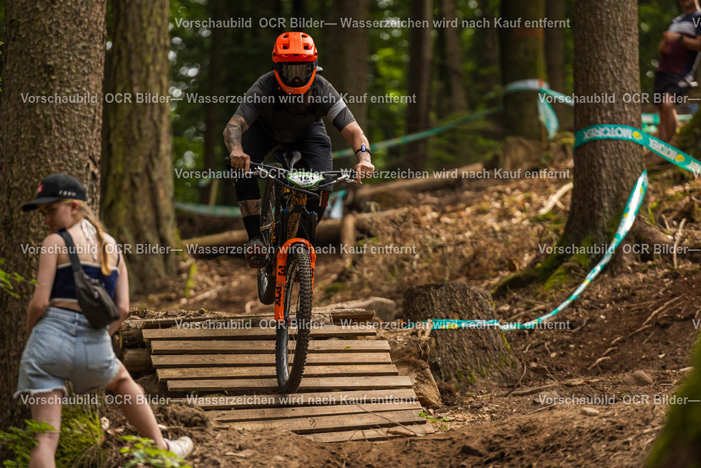 Enduro One Roßbach Samstag R3-1977 | OCR Bilder Fotograf Eisenach Michael Schröder