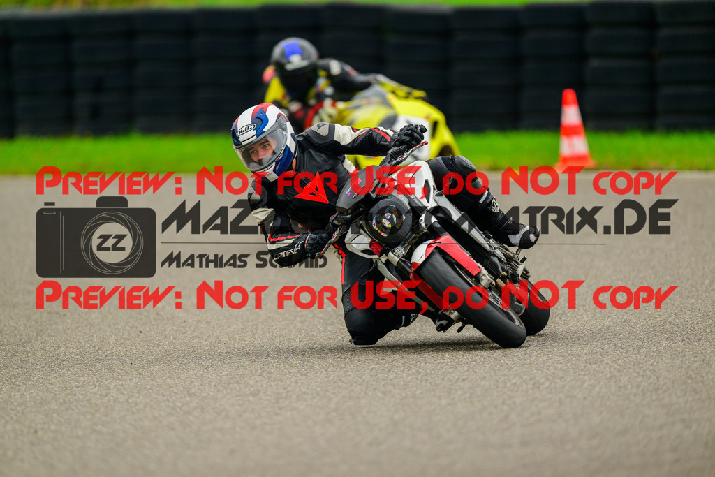 MaZZes_Fotomatrix_20241003_6007705_4765 | ROT