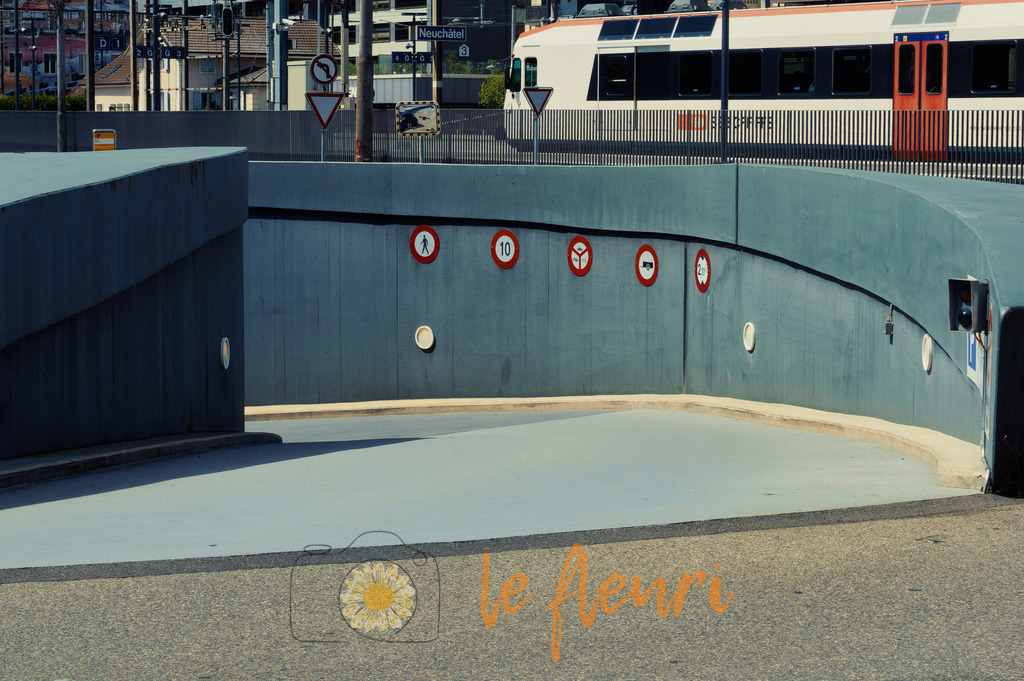 DSC_0002-NEF_DxO_DeepPRIME (1) | Dies ist der Shop von Florian Blum - le fleuri. Langenthal, Bern, SchweizSie können hier meine oder ihre eigenen Fotos als Fotoprodukte kaufen. Tassen, Schlüsselanhänger, Taschen etc. können Sie hier gestalten.  - Realisiert mit Pictrs.com