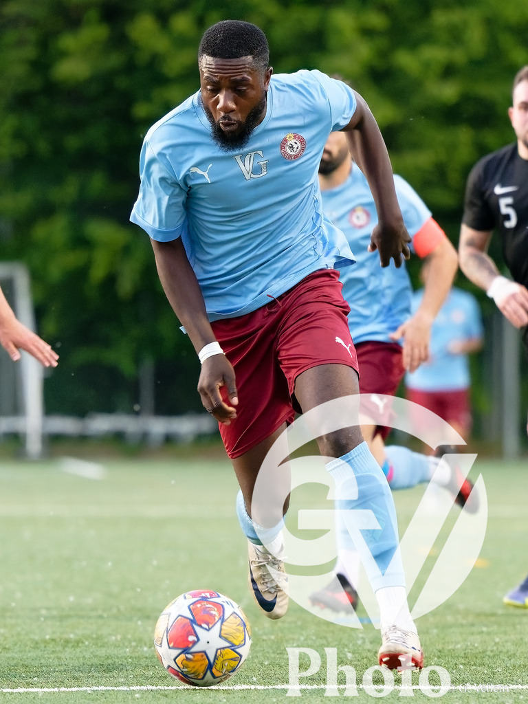 US Carouge II  v Viseu United  - 4eme ligue Groupe 3 | Geneva, Switzerland - May 20 : during the 4eme ligue Groupe 3  match between US Carouge II  and Viseu United  at Stade de la Fontenette  on May 20 , 2026 in Geneva, Switzerland.