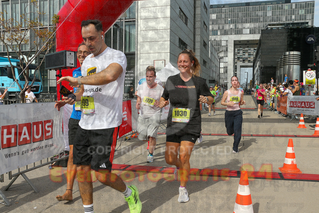 250920_1329_EX1_4968 | Sportfotografie im Rhein-Sieg Kreis, Köln, Bonn, NRW, Rheinland Pfalz, Hessen, etc. Unser Tätigkeitsfeld umfasst den Laufsport vom Volkslauf über den Marathon, Duathlon, Triathon bis zum Ultralauf wie Kölnpfad Ultra oder Schindertrail.
