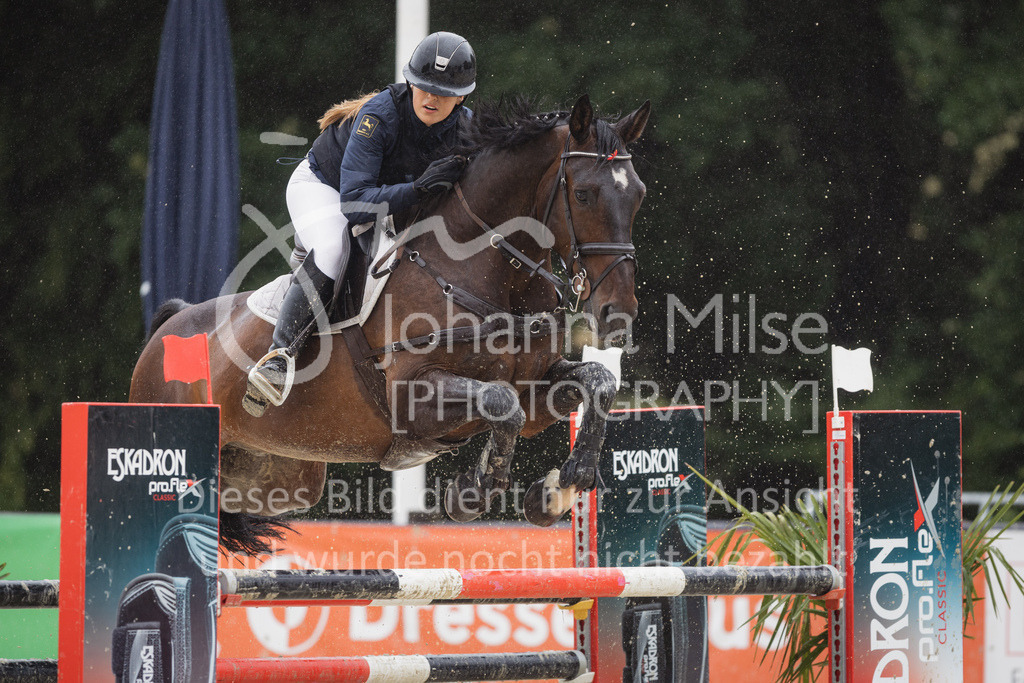 230727_BHO_M1-Spr_2-504 | Deine schönsten Turniermomente als professionelle Fotos! Entdecke hochwertige Pferdesport-Fotografie im Online-Shop. Jetzt Fotos finden & bestellen!