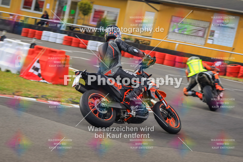 _DSK2008 | Hier findet Ihr Bilder von Touristenfahrten auf der Nürburgring Nordschleife oder von anderen Veranstaltungen die ich besucht habe. Viel Spass beim Durch Schauen 