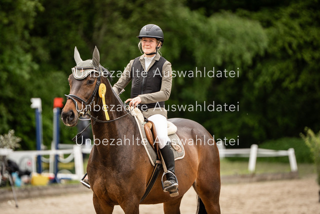 Bad_Meinberg_00303 | saradresslerfotografie - Realisiert mit Pictrs.com