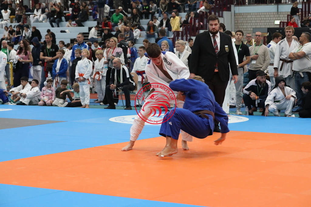 1J7A3054 | Fotos vom Adler Cup - Pictures from Adler Cup

Hier findet Ihr alle Eindrücke und großen Momente der Adler Cup Wochenenden. Here you will find all impressions and great moments of the Adler Cup weekends. - Realisiert mit Pictrs.com