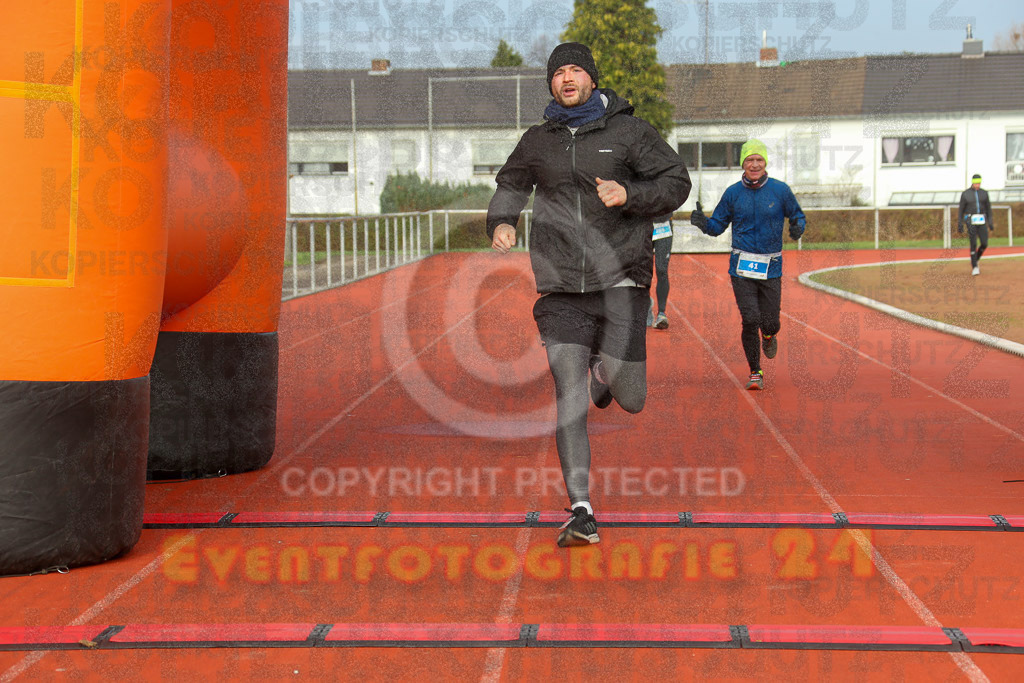 230129_1127_EX1_4958 | Sportfotografie im Rhein-Sieg Kreis, Köln, Bonn, NRW, Rheinland Pfalz, Hessen, etc. Unser Tätigkeitsfeld umfasst den Laufsport vom Volkslauf über den Marathon, Duathlon, Triathon bis zum Ultralauf wie Kölnpfad Ultra oder Schindertrail.