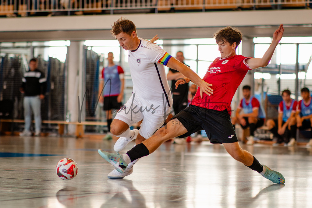 Futsal-Bundesliga, Saison 2025/2026, 2. Spieltag: SC Preußen Münster - FC Liria Futsal Berlin | Futsal-Bundesliga, Saison 2025/2026, 2. Spieltag, SC Preußen Münster empfängt FC Liria Berlin in der Universitäts-Sporthalle in Münster. Foto: sportfotografie.ms | Markus Paletta - Realisiert mit Pictrs.com
