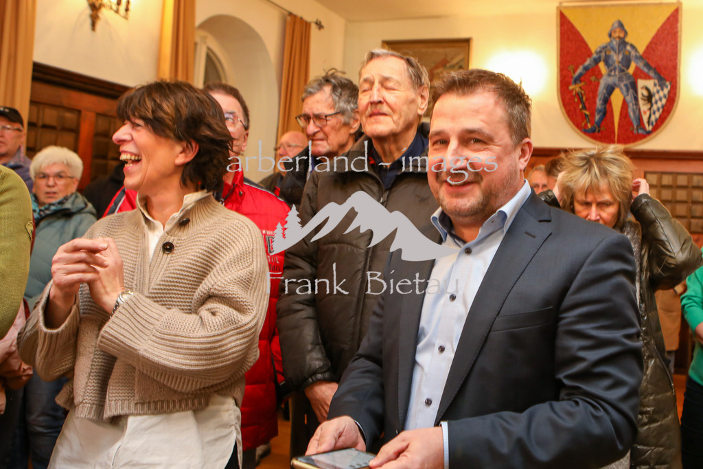 OE7A6533 | Karl-Heinz Eppinger, die Zahlen neigen sich in seine Richtung