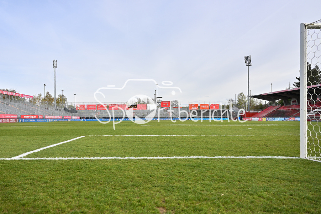 FC Würzburger Kickers - FC Bayern Amateure | WÜRZBURG, DEUTSCHLAND - 10. APRIL: impressionen aus dem inneren des Dallenbergstadions / Dallenbergstadion / Symbolbild vor dem Match zwischen dem FC Würzburger Kickers und den Amateuren des FC Bayern München am 28. Spieltag der Regionalliga Bayern in der AKON Arena