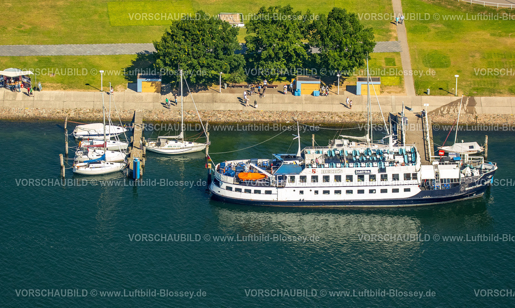 Luebeck15070271Travemuende | Mole Travemünde mit Segelbooten und Ausflugsboot Marittima, Travemünde,  Lübeck, Lübecker Bucht, Hansestadt, Schleswig-Holstein, Deutschland