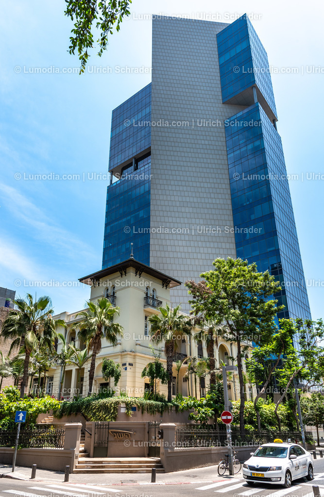 10972-10173 - Tel Aviv - Rothschild Boulevard | Stockfoto und Bilderpool mit Bildmaterial aus Deutschland, dem Harz, Halberstadt, Quedlinburg, Wernigerode und weltweit. Qualitativ hochwertige und professionelle Fotos anschauen und kaufen. - Realisiert mit Pictrs.com