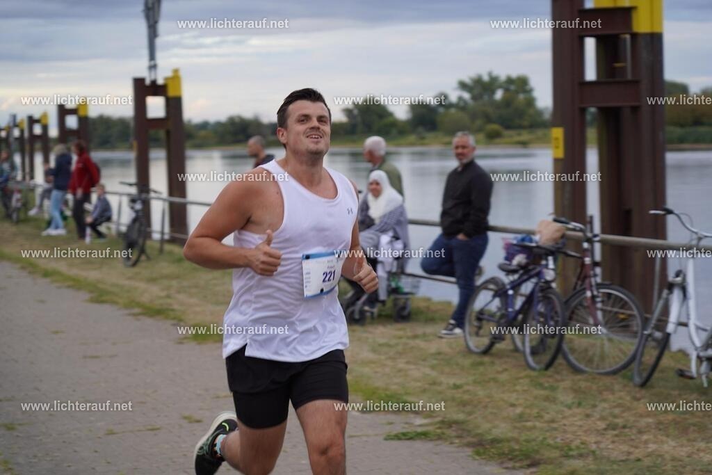 DSC05295 | Lichterlauf  - Realisiert mit Pictrs.com