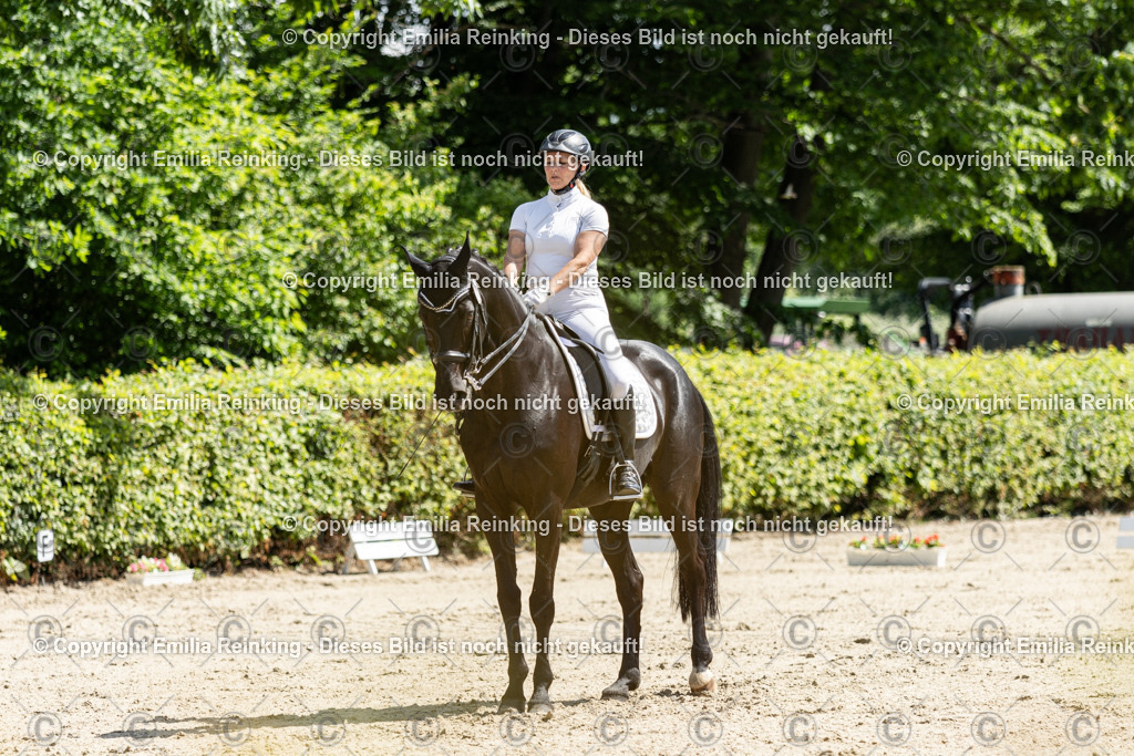 CL5A8033 | Emilia Reinking Fotografie - Realisiert mit Pictrs.com