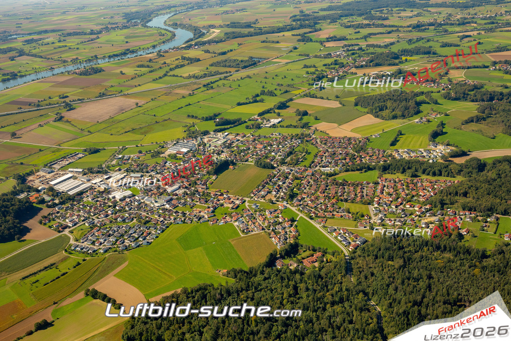 Das Luftbild zeigt : Neuhausen Offenberg - Die Luftaufnahme wurde 2023 vom UL-Flugzeug aus erstellt ( keine Drohne ) - Hochauflösende Luftaufnahme - Für grossformatige Ausdrucke geeignet. Die Geschenkidee !Mit Lizenz und Bildrechte bestellbar