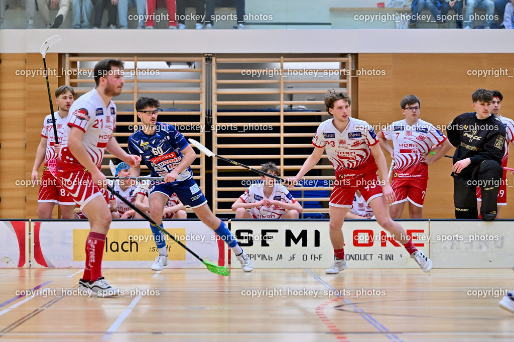 VSV Unihockye vs. KAC Floorball | #21 Tobias Grabner KAC Floorball, #60 Thomas Unterweger VSV Unihockey, #93 Marcel Gappmayer KAC Floorball, VSV Unihockye vs. KAC Floorball, VSV Unihockye vs. KAC Floorball am 13.04.2025 in Villach (Ballspielhalle St. Martin), Austria, (Photo by Bernd Stefan)