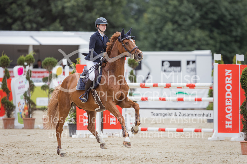 220729_BHO_GT_M2-Spr_1-224 | Deine schönsten Turniermomente als professionelle Fotos! Entdecke hochwertige Pferdesport-Fotografie im Online-Shop. Jetzt Fotos finden & bestellen!