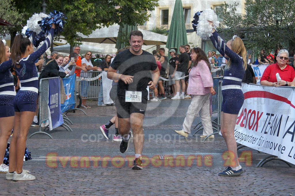 250824_1526_EV4_2873 | Sportfotografie im Rhein-Sieg Kreis, Köln, Bonn, NRW, Rheinland Pfalz, Hessen, etc. Unser Tätigkeitsfeld umfasst den Laufsport vom Volkslauf über den Marathon, Duathlon, Triathon bis zum Ultralauf wie Kölnpfad Ultra oder Schindertrail.
