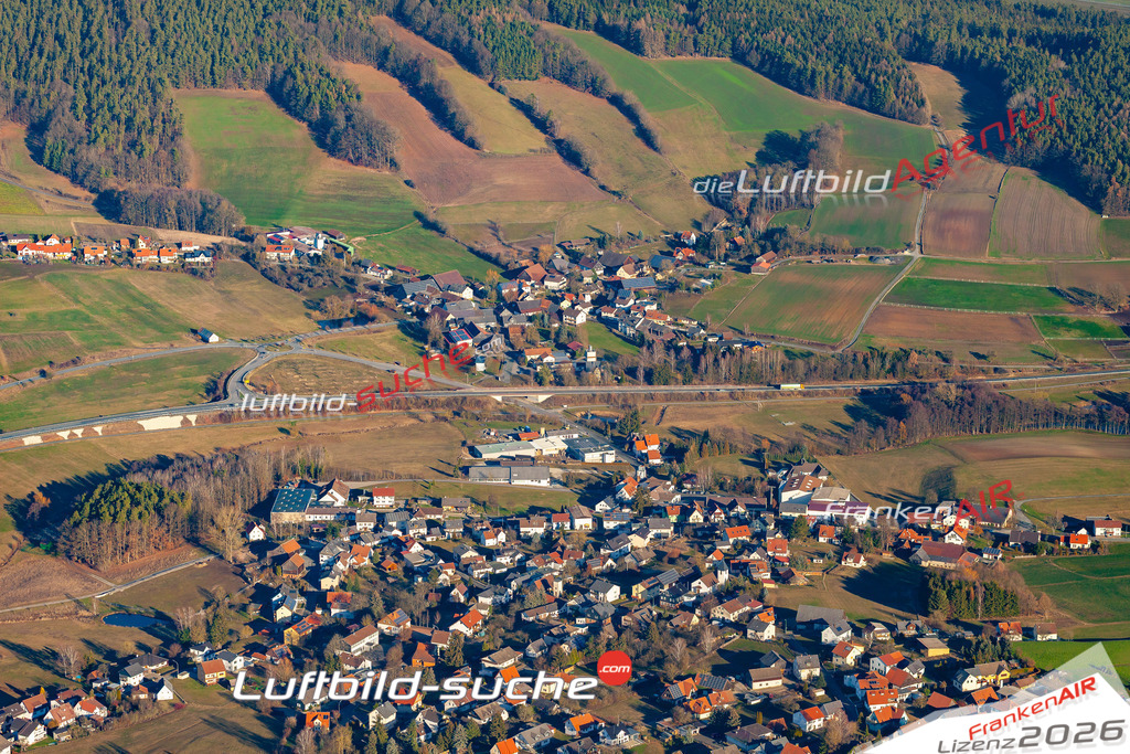 Das Luftbild der Stadt Schneckenlohe wurde 2019 vom Flugzeug heraus erstellt (keine Drohne) Aufnahmehöhe ca.400 Meter- hohe Auflösung- beste Druck-Qualität garantiert!