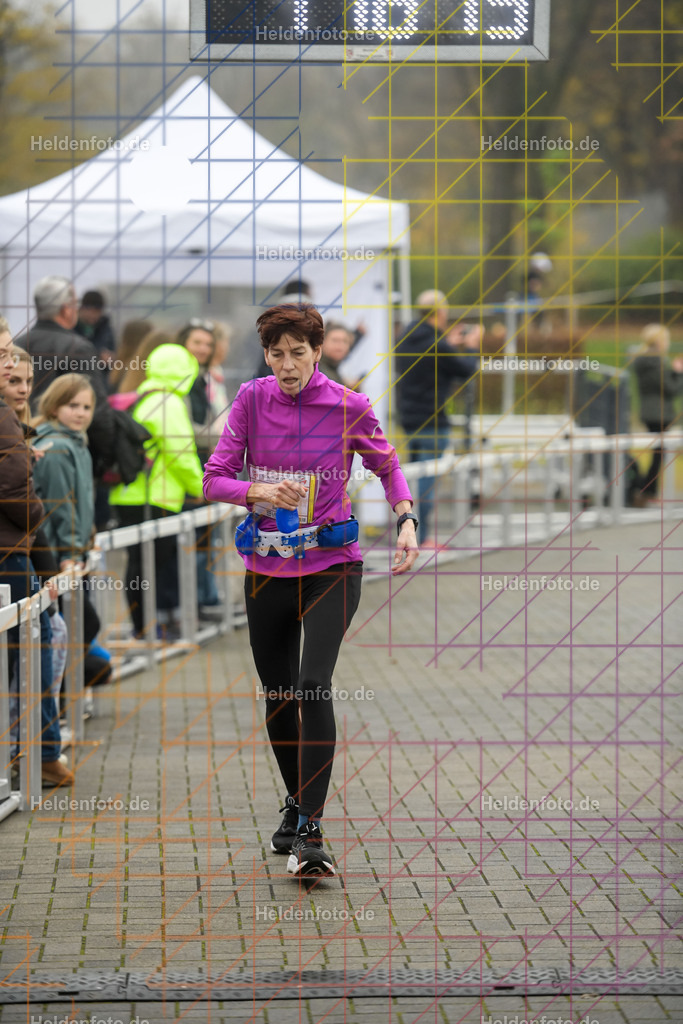 Neusser Erftlauf 2025  | 15km Neusser Erftlauf 2025 Foto: Heldenfoto.de