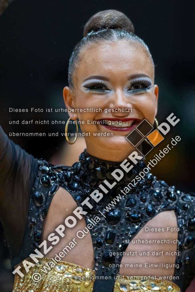 20260328-02674 | Hier finden Sie Tanz Bilder vom Latein und Standard Formationen tanzen. Sportbilder vom Tanzsport. Schöne Fotos und von Weltmeisterschaft, Europameisterschaft, Bundesliga, Regionalliga, Oberliga und Landesliga sowie von GOC Stuttgart, DanceComp, WM Bremen
