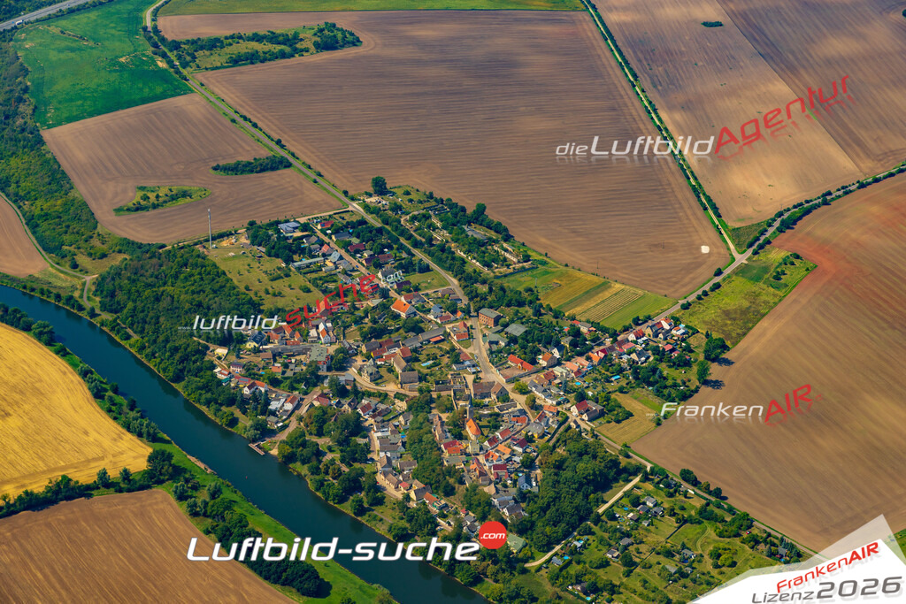 Schrägluftbild  Großwirschleben  Plötzkau - Das Luftbild wurde 2025 vom UL-Flugzeug heraus erstellt (ohne Drohne- keine Drohnenaufnahme ) - Hochauflösende Luftaufnahme -Nicht vergleichbar mit Google Maps oder Satelittenbilder- Die Geschenkidee !Mit Lizenz und Bildrechte bestellbar