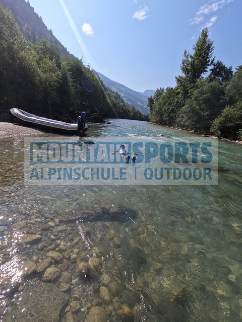 GOPR4086 | Bestelle die Bilder deines Berg- oder Wasser-Abenteuers mit Mountain Sports bequem von zu Hause aus direkt über unseren Online Fotoshop von pictrs.com. - Realisiert mit Pictrs.com