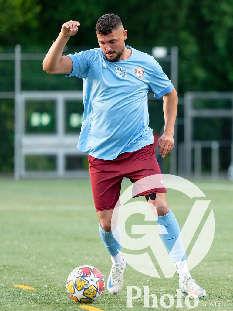 US Carouge II  v Viseu United  - 4eme ligue Groupe 3 | Geneva, Switzerland - May 20 : during the 4eme ligue Groupe 3  match between US Carouge II  and Viseu United  at Stade de la Fontenette  on May 20 , 2026 in Geneva, Switzerland.