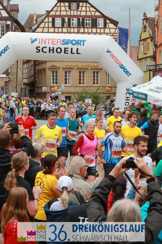 VR Bank Hauptlauf 10km | 3königslauf 2022 VR Bank Hauptlauf - Realisiert mit Pictrs.com