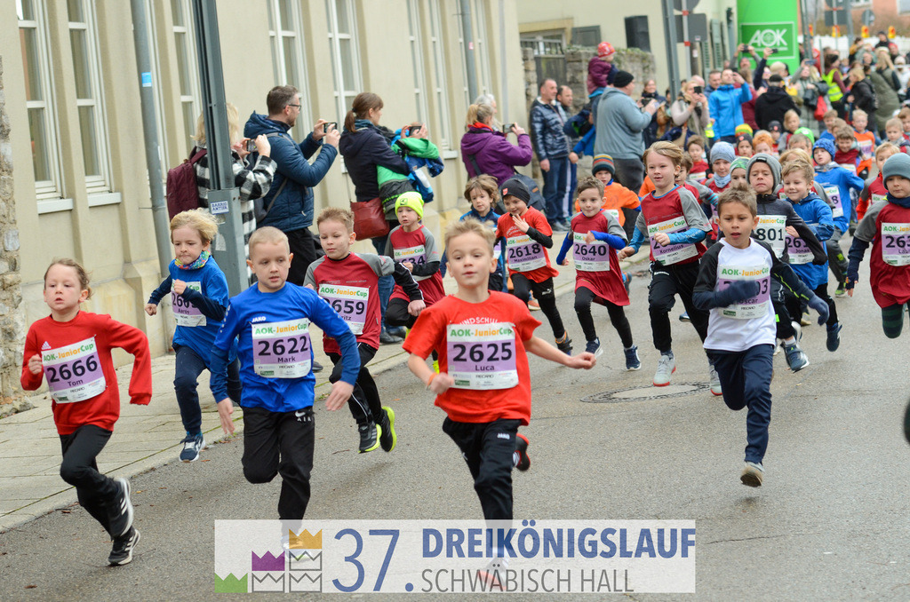 AOK JuniorCup 400m | 3Koenigslauf 2023 - Realisiert mit Pictrs.com