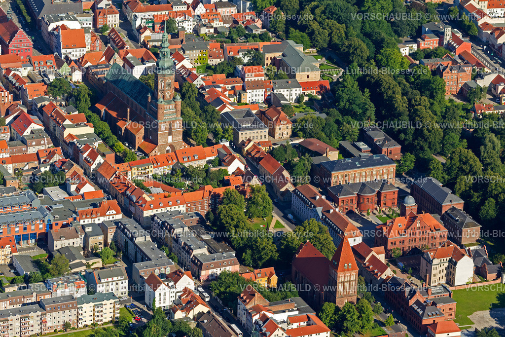 Greifswald12084025 | Greifswalder Dom St.Nikolai, Der Dom St. Nikolai (um 1263) ist zugleich die größte Kirche der Stadt, Gründungsort der Universität und Predigtkirche des Bischofs der PEK, Mitte, Zentrum,  Greifswald, Mecklenburg-Vorpommern, Deutschland, Europa