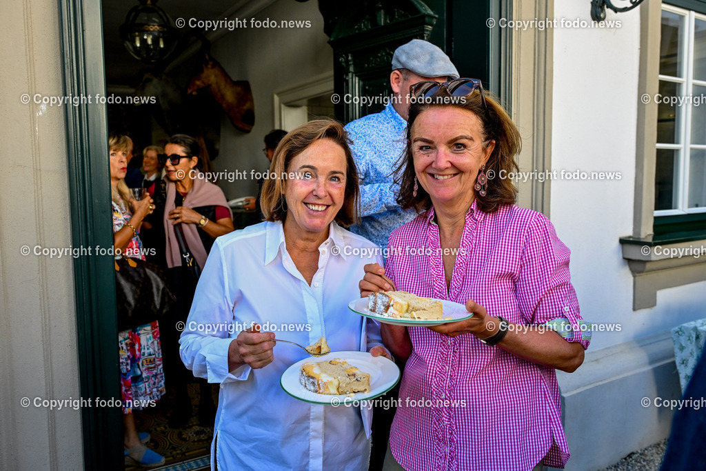 Inner Wheel Club Linz_ Charity Oldtimerfahrt_ 21.09.2024-169 | 21.09.2024, Linz, AUT, Inner Wheel Club Linz,  Charity Oldtimerfahrt im Bild Inner Wheel Club Linz,  Charity Oldtimerfahrt, Teilnehmer©Harald Dostal / fodo.media