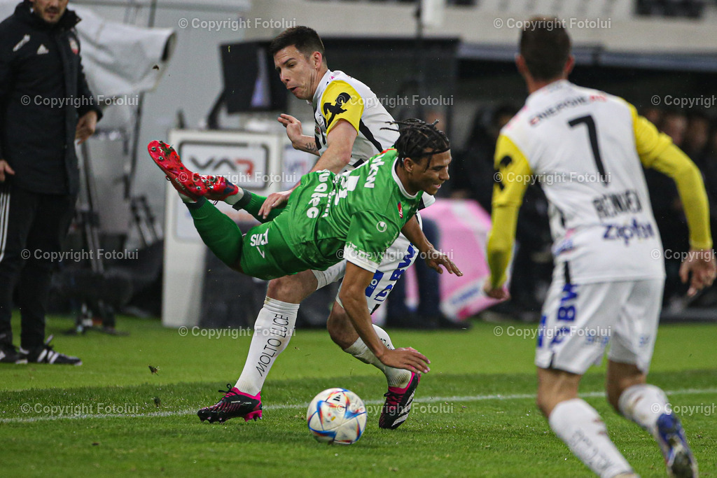 A_LUI_20230224_0011 | SPORT FUSSBALL ADMIRAL BUNDESLIGA 2022/23 LASK VS SC AUSTRIA LUSTENAU

IM BILD: Henri Koudossou (Austria Lustenau), Peter Michorl (Lask)
FOTO:FOTOLUI/UW