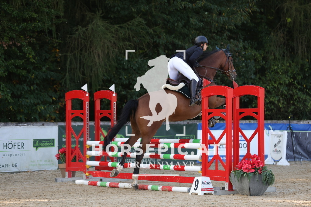 0P6A1830 | Willkommen bei Brunnmayr - Design & Fotografie – Ihrem Spezialisten für Reitturniere und Pferdeveranstaltungen in Oberösterreich, Salzburg und Bayern! Seit über 17 Jahren sind wir leidenschaftlich dabei.