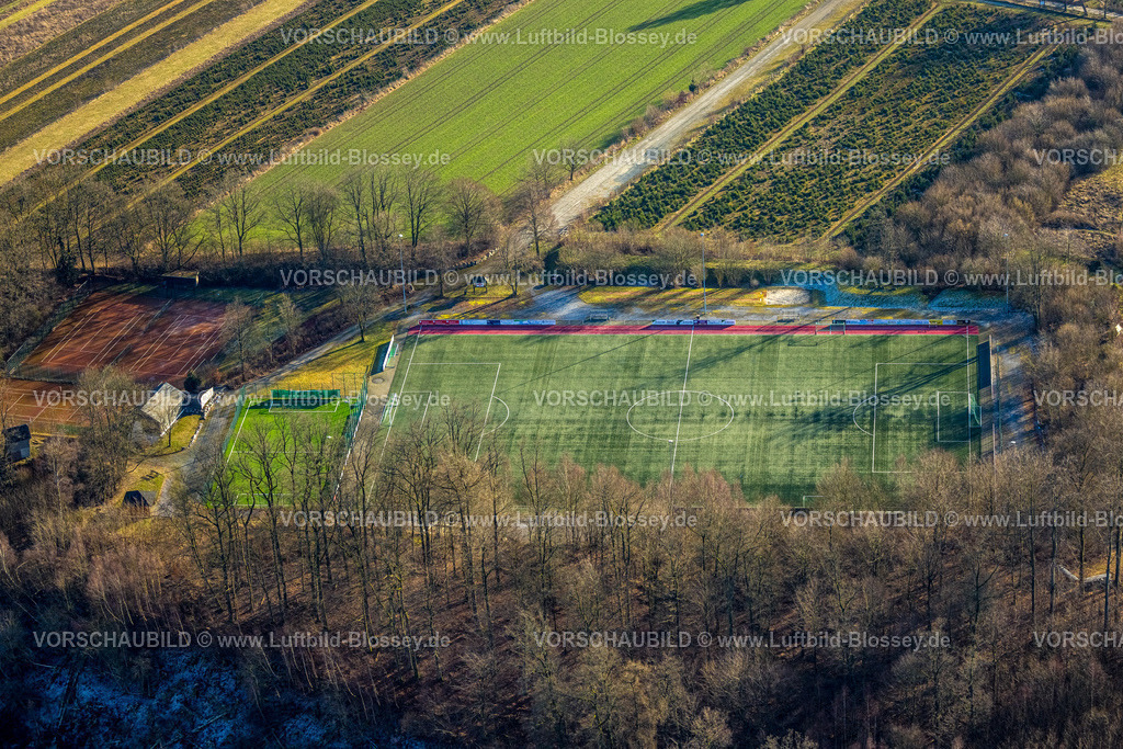 Bestwig260104458 | Luftbild, Sportplatz Ostwig Fußballstadion, Ostwig, Bestwig, Südwestfalen, Nordrhein-Westfalen, Deutschland
