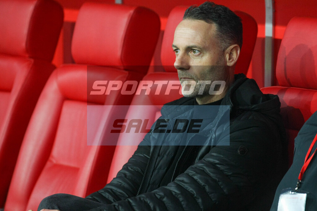 Fortuna Düsseldorf  Saison 25/26 - © Sportfoto-Sale (MK) | Alexander Ende, Trainer Münster - Fortuna Düsseldorf - SC Preußen Münster 25/26 - © Sportfoto-Sale (MK) - Realisiert mit Pictrs.com