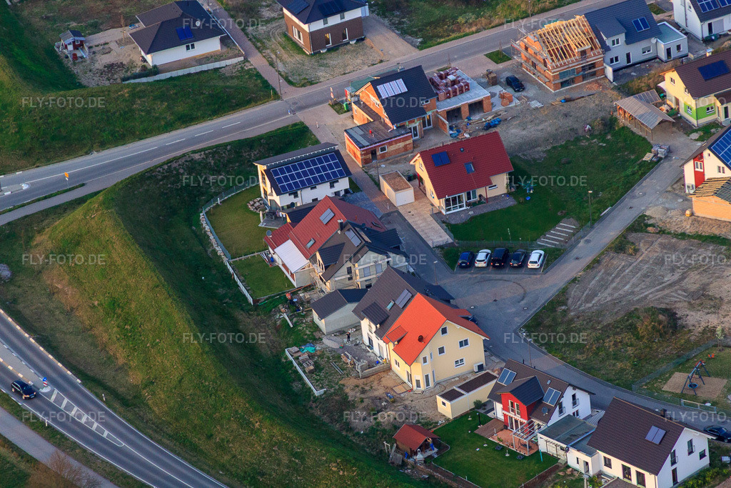 Luftbild: Falkenweg x Vogelring in Jockgrim im Bundesland Rheinland-Pfalz in Deutschland. Foto: IMG_63369.jpg vom 28.03.2014 durch Werner Riehm/FLY-FOTO.de