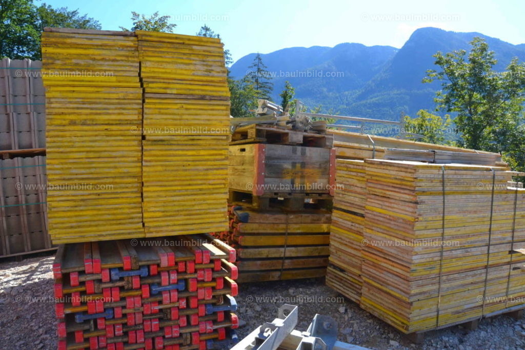 bib-lg01-baustelleneinrichtung-0096 | Nach LV-Leistungsgruppen sortierte Detailfotos über den Bau eines Hauses. Alle Hausbau-Bilder direkt vom Urheber und Autor der Website Haus-Selber-Bauen.com