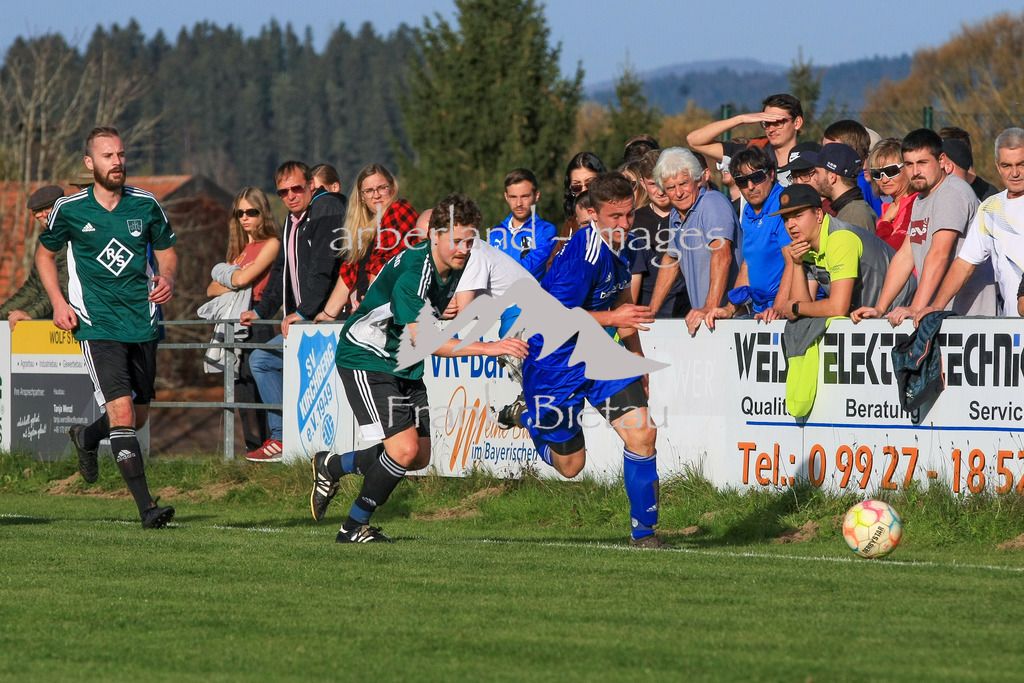 993T7316 | mitte v.l. Johannes Gell, Fabian Neumeier