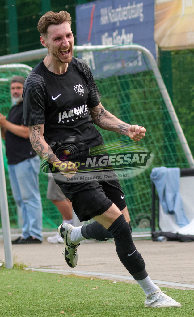 BV Stift Quernheim - TuS Dielingen | Auf dem Bild zu sehen: schwarz BV Stift Quernheim: Patrick Höke (2:0) BV Stift Quernheim, TuS Dielingen, Saison 26/27, Bezirksliga, Stift Quernheim, Deutschland - Realisiert mit Pictrs.com