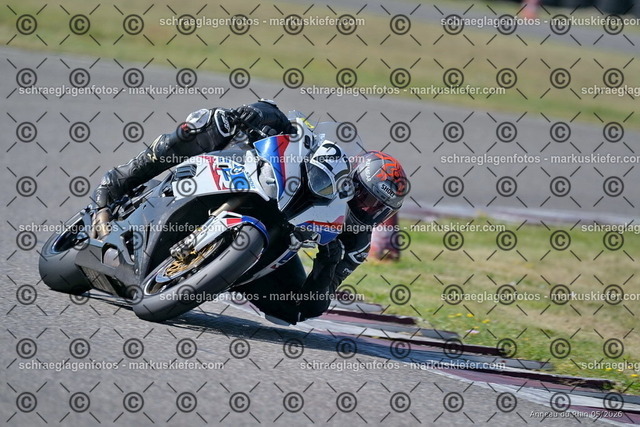 26BT02-0507 | markuskiefer.com - Realisiert mit Pictrs.com