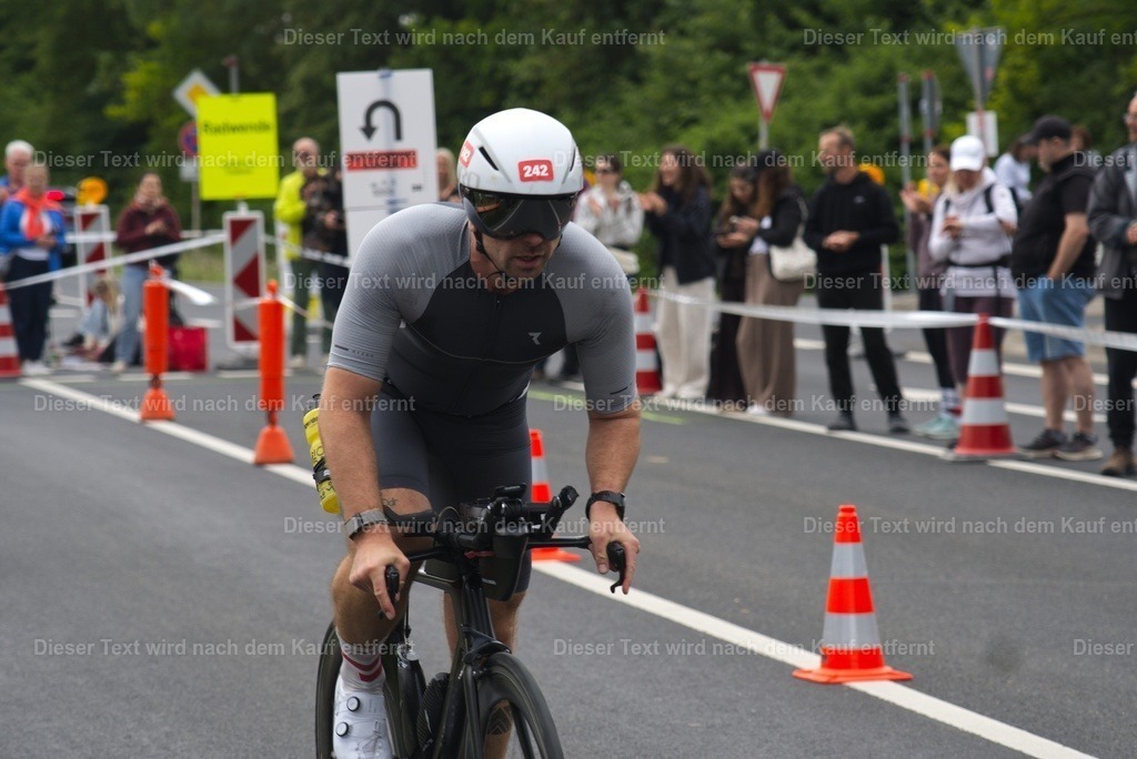 triathlon_wuerzburg_r_2026_06_14-48 | Shop für Fotos von Sportevents z.B. Obstacle Course Racing, OCR, Triathlon, Trail Run und MTB - Realisiert mit Pictrs.com