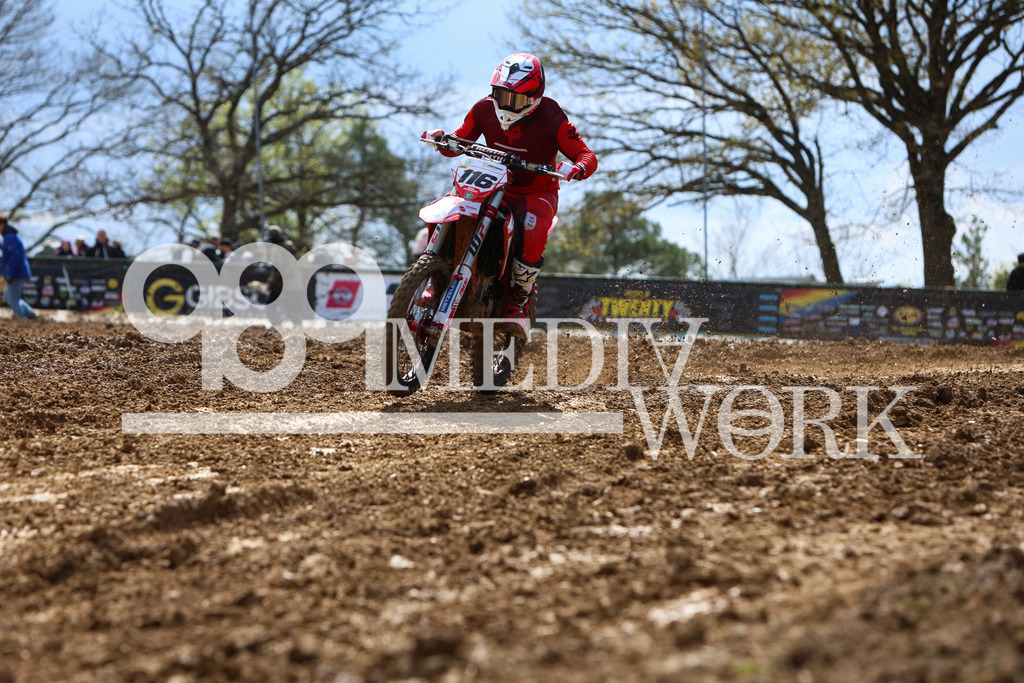 5E6A4548 | 989 MEDIAWORK