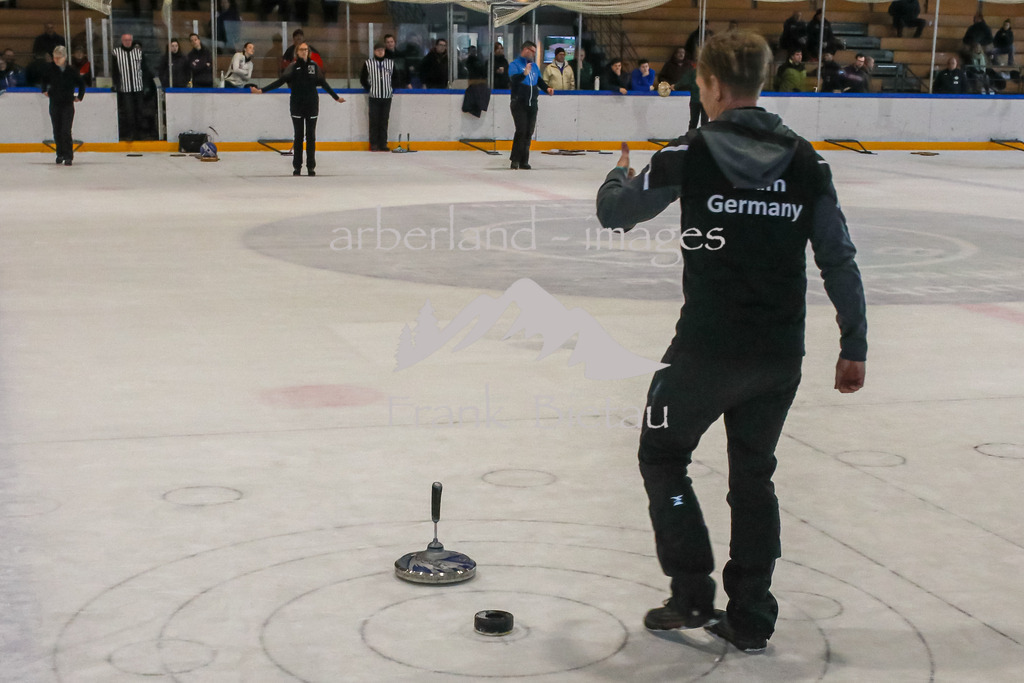 OE7A3597 | Medien- Sport- Entertainmentfotos