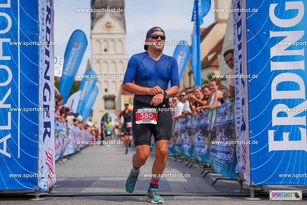 DSC04975 | Stadttriathlon Erding 2025. #yourpictrs #sportshot_your_pictrs @Sportshotphotography #stadttriathlonerding Copyright: www.sportshot.de